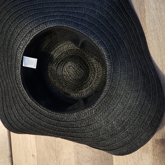 Sun Hat - Picture 2 of 2